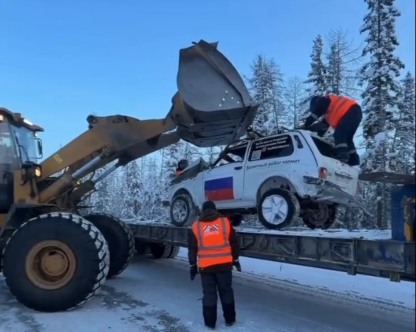 «ЛЮДИ ИЗ РЕСПУБЛИКИ САХА, СПАСИБО!» БЛОГЕР ПОБЛАГОДАРИЛ ДОРОЖНИКОВ ЗА ПОМОЩЬ ПОСЛЕ АВАРИИ